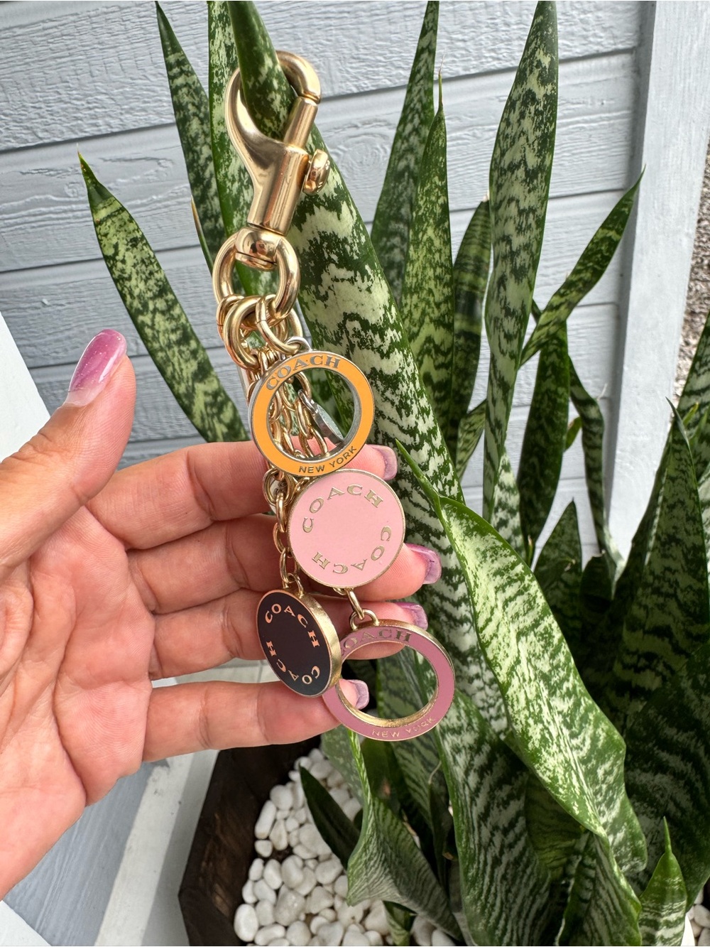 Coach Enamel Disc Charm Keychain Bag Charm Pink Navy Gold Tone - Picture 4 of 6